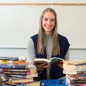 Meet your Posher, Holly